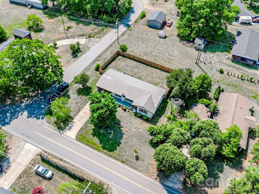 460 Boss Moore Road, Ellenboro, NC 28040.  MLS# CAR4374400, YatesRealty ID 15522. 