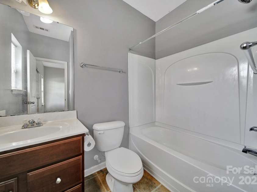 9862 Walkers Glen Drive, Concord, NC 28027.  MLS# CAR4248285, YatesRealty ID 15522. 