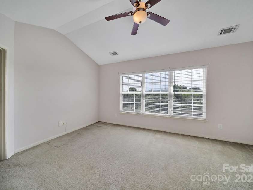 9862 Walkers Glen Drive, Concord, NC 28027.  MLS# CAR4248285, YatesRealty ID 15522. 