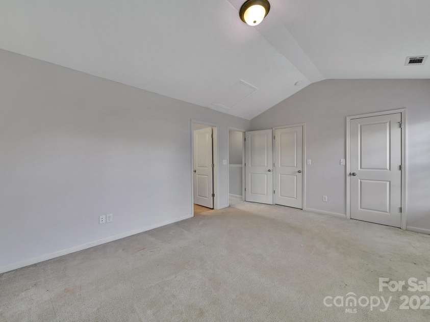 9862 Walkers Glen Drive, Concord, NC 28027.  MLS# CAR4248285, YatesRealty ID 15522. 