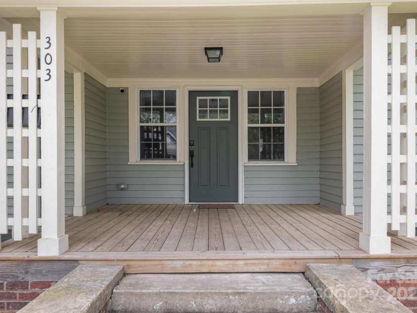 303 Iredell Avenue, Spencer, NC 28159.  MLS# CAR4247572, YatesRealty ID 15523. 