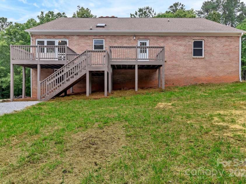 332 Rebound Road, Lancaster, SC 29720.  MLS# CAR4254663, YatesRealty ID 15524. 