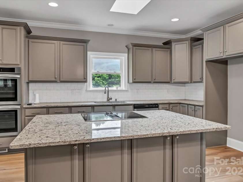 332 Rebound Road, Lancaster, SC 29720.  MLS# CAR4254663, YatesRealty ID 15524. 