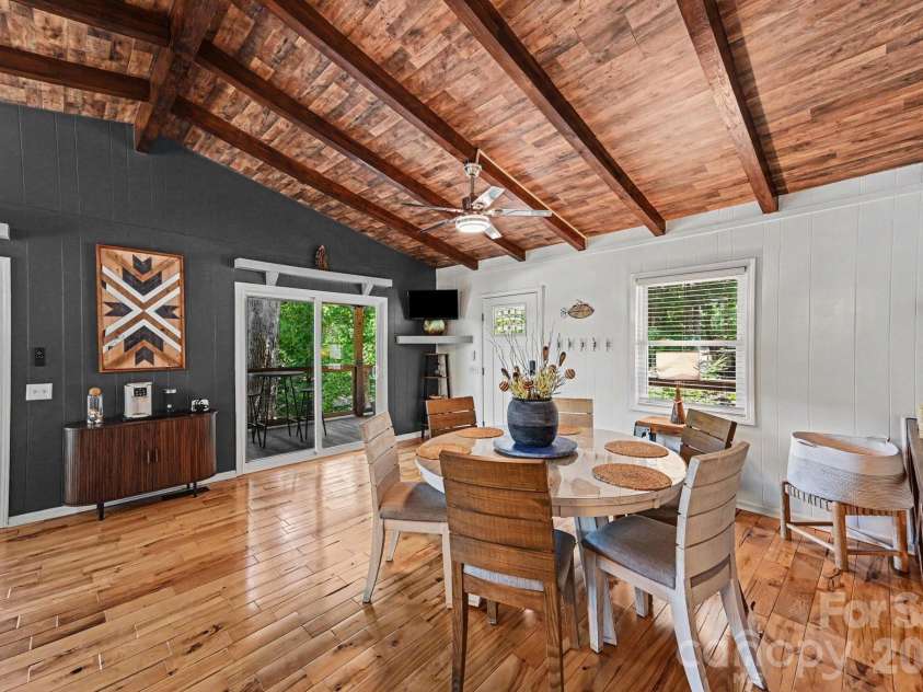 512 Deerfield Road, Mount Gilead, NC 27306.  MLS# CAR4390413, YatesRealty ID 15524. 
