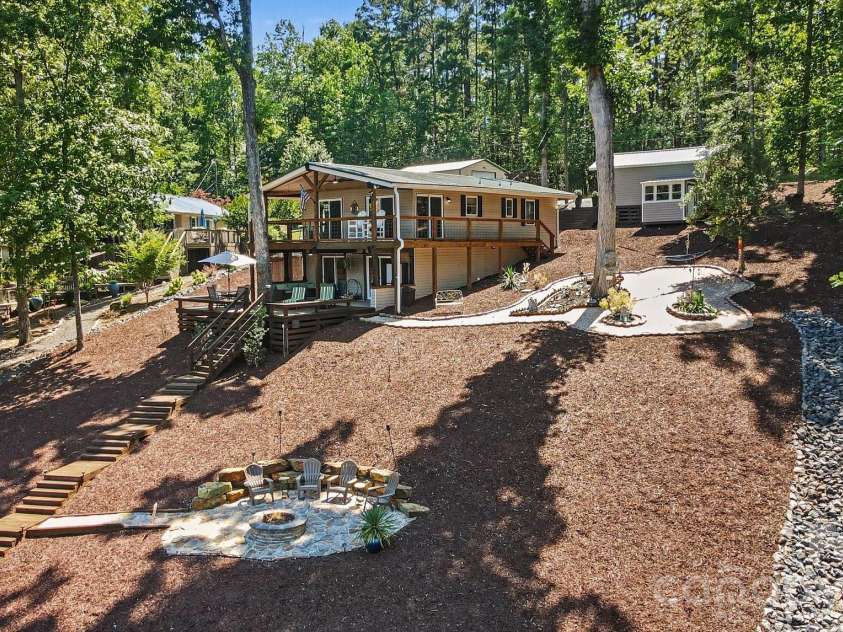 512 Deerfield Road, Mount Gilead, NC 27306.  MLS# CAR4390413, YatesRealty ID 15524. 