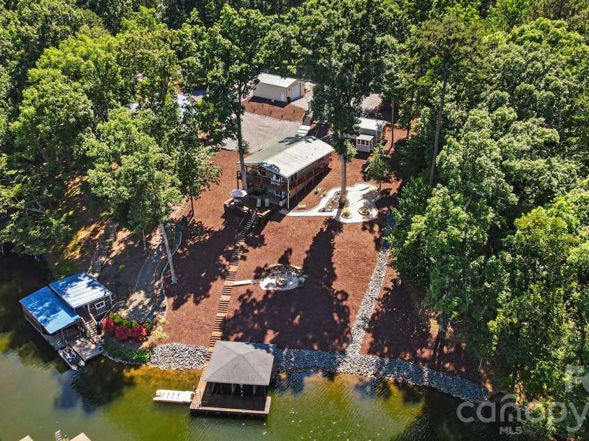 512 Deerfield Road, Mount Gilead, NC 27306.  MLS# CAR4390413, YatesRealty ID 15524. 