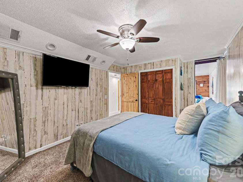 512 Deerfield Road, Mount Gilead, NC 27306.  MLS# CAR4390413, YatesRealty ID 15524. Guest Bedroom