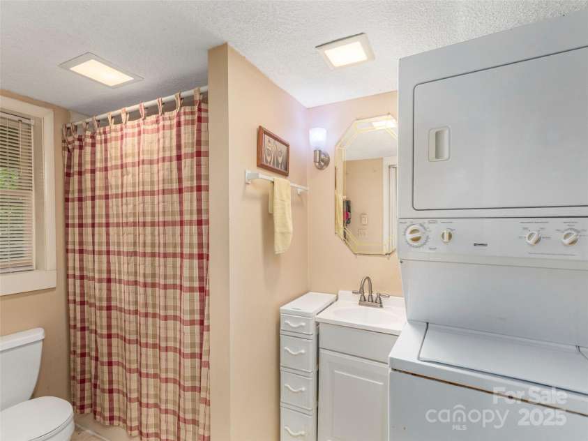 227 Soco Acres Road, Maggie Valley, NC 28751.  MLS# CAR4258757, YatesRealty ID 15526. 