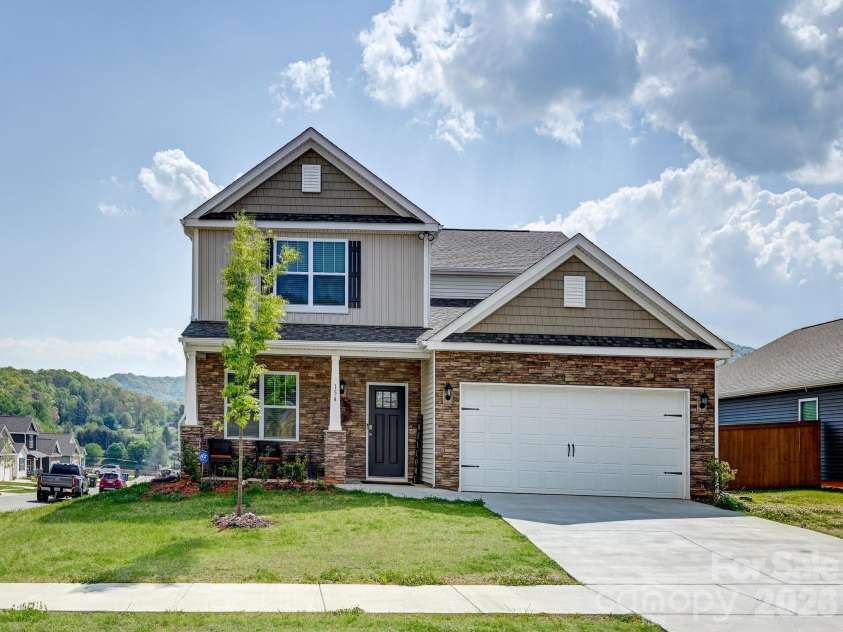 154 Woodvale Drive, Waynesville, NC 28786.  MLS# CAR4365637, YatesRealty ID 15527. Front View