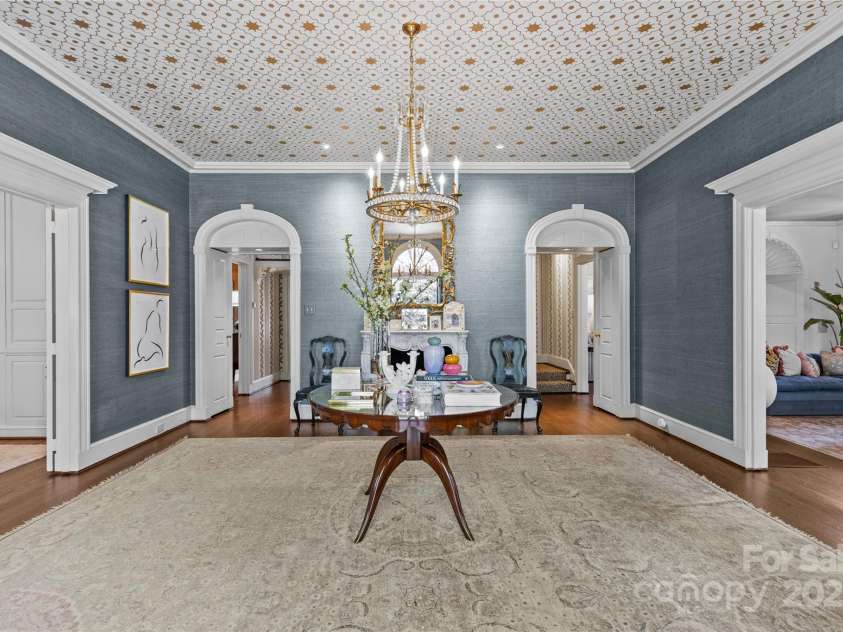 2322 Hopedale Avenue, Charlotte, NC 28207.  MLS# CAR4252677, YatesRealty ID 15528. 
