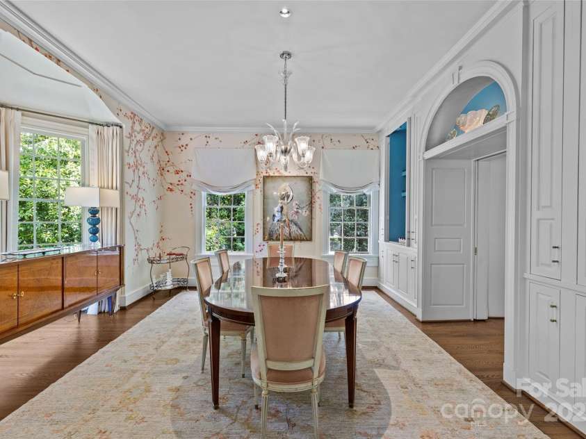2322 Hopedale Avenue, Charlotte, NC 28207.  MLS# CAR4252677, YatesRealty ID 15528. 