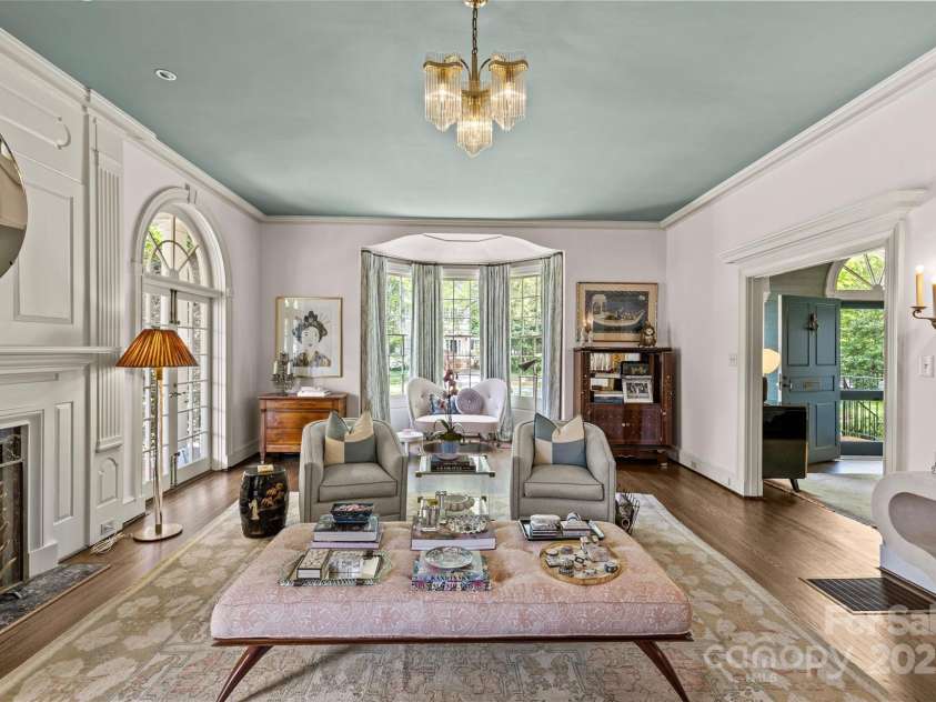 2322 Hopedale Avenue, Charlotte, NC 28207.  MLS# CAR4252677, YatesRealty ID 15528. 