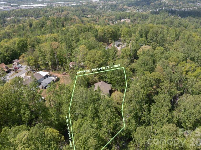 12 Hutchinson Woods, Fletcher, NC 28732.  MLS# CAR4374145, YatesRealty ID 15529. Aerial View