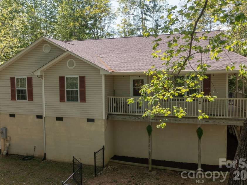 12 Hutchinson Woods, Fletcher, NC 28732.  MLS# CAR4374145, YatesRealty ID 15529. View of back
