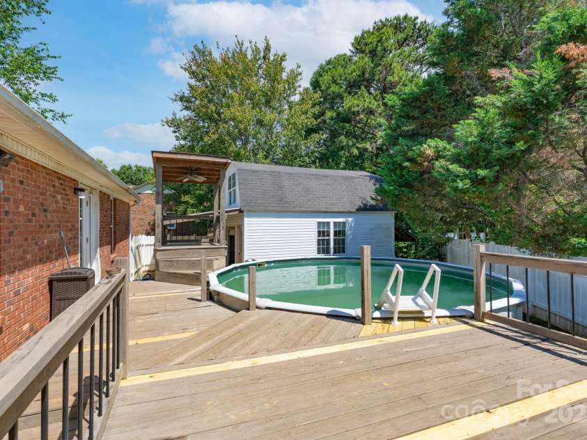 500 Belleview Road, Rock Hill, SC 29730.  MLS# CAR4263392, YatesRealty ID 15529. 