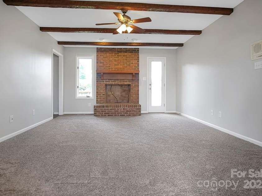 106 Cameron Drive, Kings Mountain, NC 28086.  MLS# CAR4174180, YatesRealty ID 1553. 