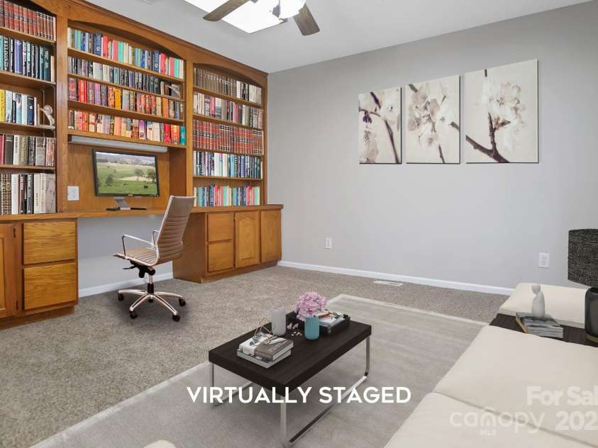 106 Cameron Drive, Kings Mountain, NC 28086.  MLS# CAR4174180, YatesRealty ID 1553. 