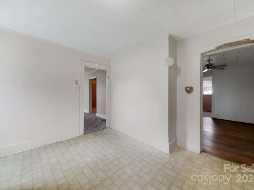 1670 Lynwood Drive, Lancaster, SC 29720.  MLS# CAR4331883, YatesRealty ID 1553. 