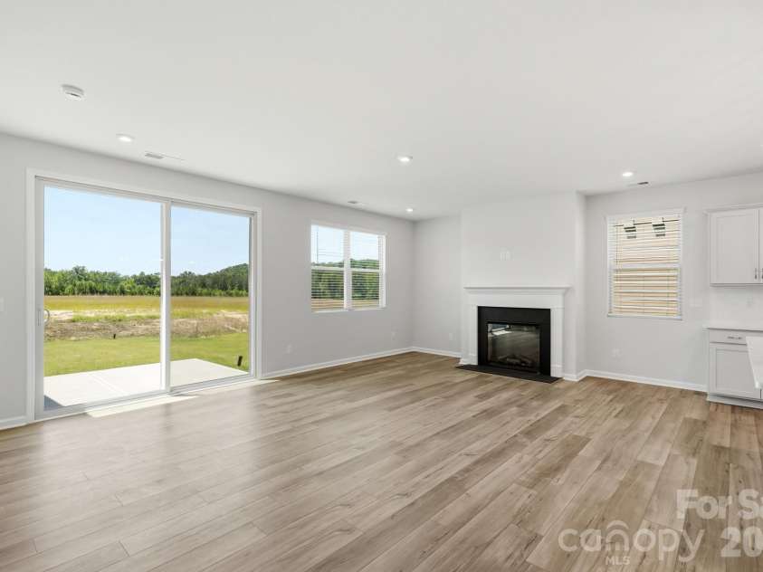 2707 Westmont Drive, Gastonia, NC 28052.  MLS# CAR4330306, YatesRealty ID 1553. 