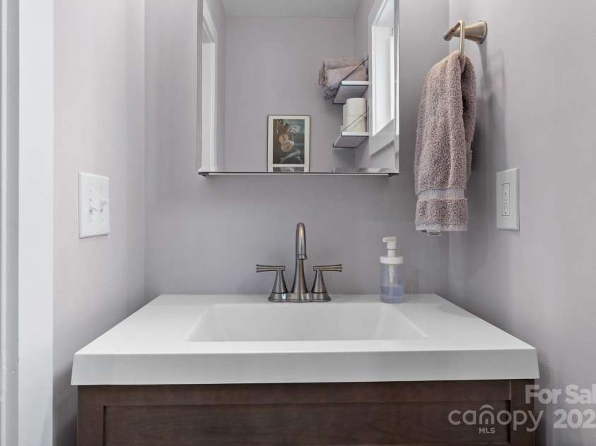 366 State Street, Asheville, NC 28806.  MLS# CAR4205001, YatesRealty ID 15530. Half Bath