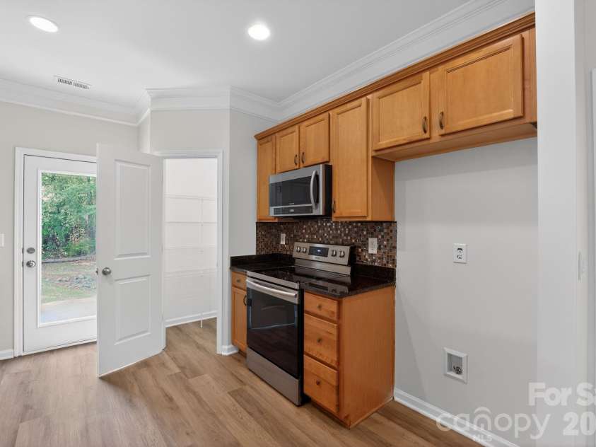 2837 Birkhill Lane, Fort Mill, SC 29707.  MLS# CAR4374245, YatesRealty ID 15531. 
