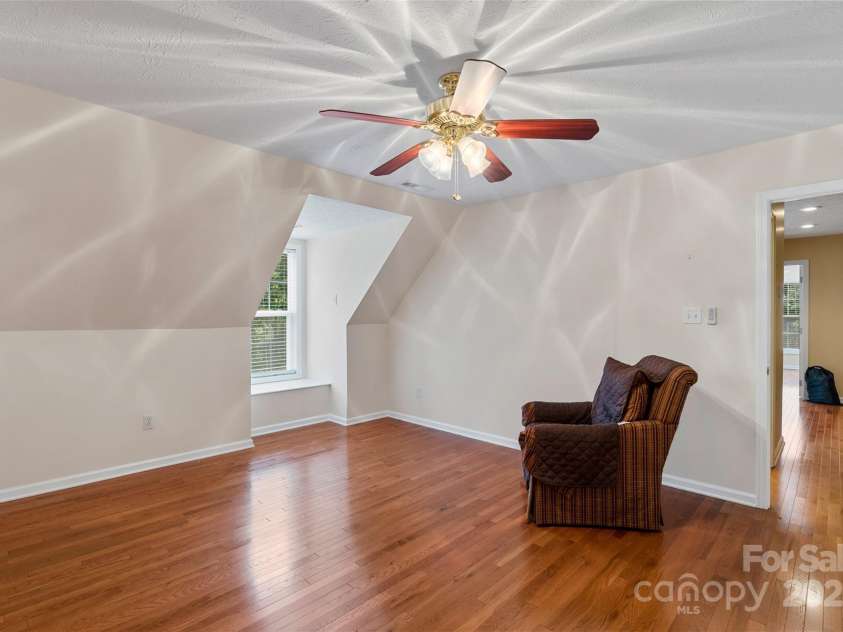 21 Farm Valley Court, Weaverville, NC 28787.  MLS# CAR4153408, YatesRealty ID 15532. 