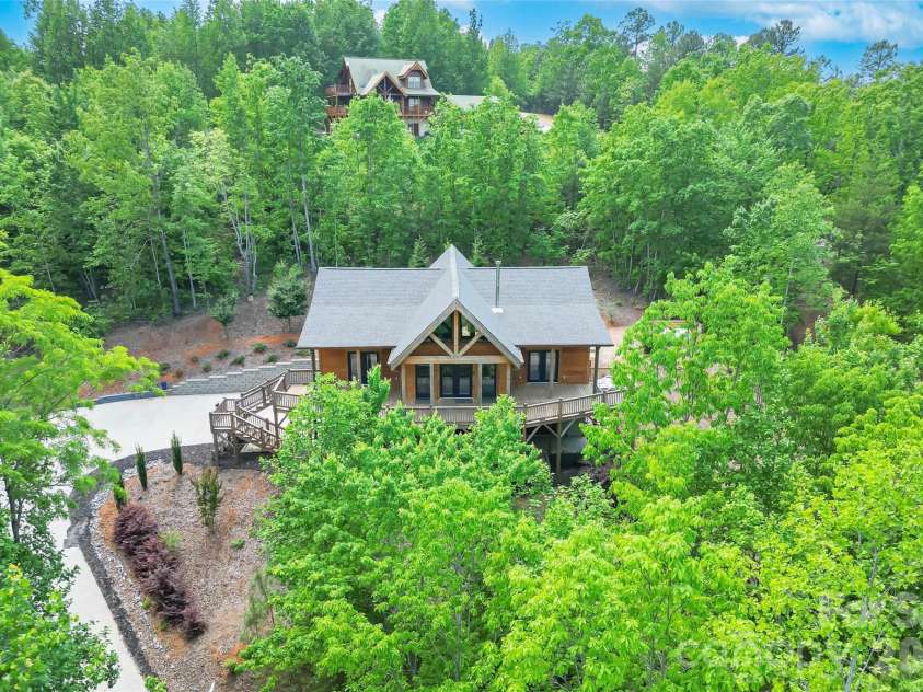 265 Grandview Peaks Drive, Nebo, NC 28761.  MLS# CAR4374479, YatesRealty ID 15533. 