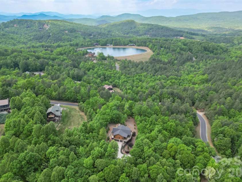265 Grandview Peaks Drive, Nebo, NC 28761.  MLS# CAR4374479, YatesRealty ID 15533. 