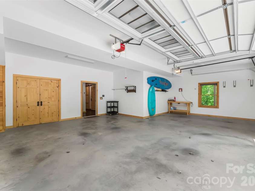 265 Grandview Peaks Drive, Nebo, NC 28761.  MLS# CAR4374479, YatesRealty ID 15533. 