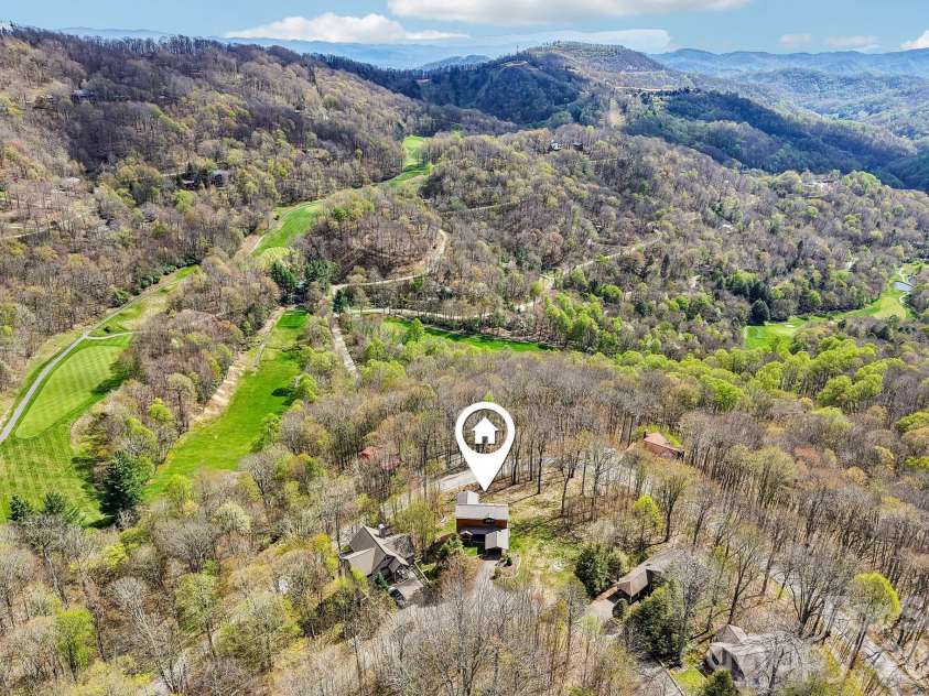 186 Cottage Lane, Mars Hill, NC 28754.  MLS# CAR4374567, YatesRealty ID 15534. 