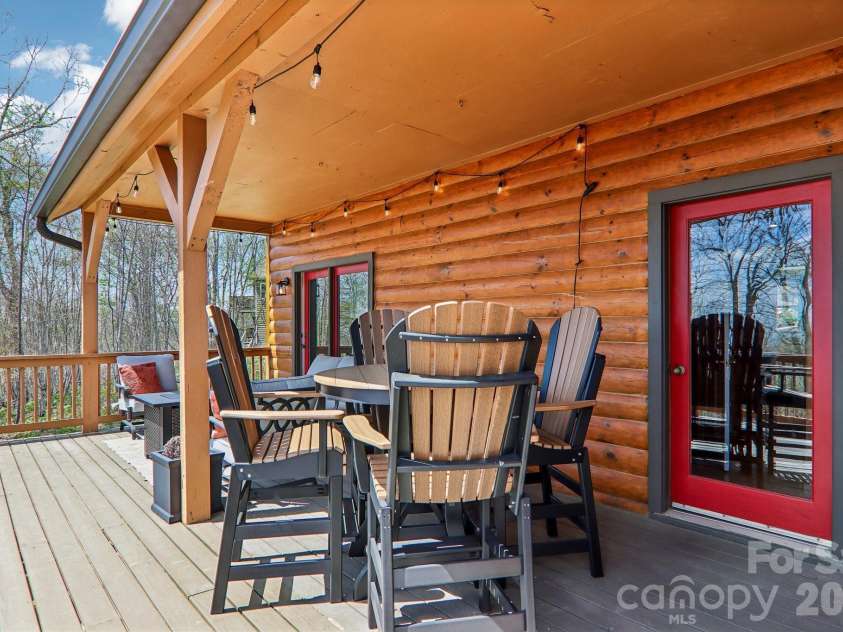 186 Cottage Lane, Mars Hill, NC 28754.  MLS# CAR4374567, YatesRealty ID 15534. 