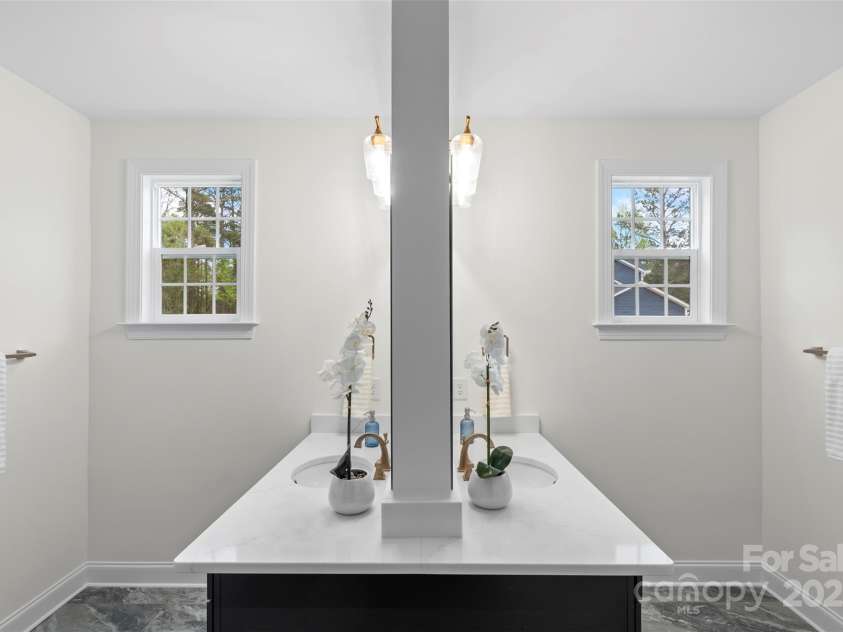 8756 Sherrills Ford Road, Sherrills Ford, NC 28673.  MLS# CAR4246553, YatesRealty ID 15534. 