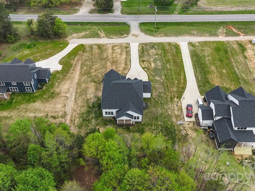 8756 Sherrills Ford Road, Sherrills Ford, NC 28673.  MLS# CAR4246553, YatesRealty ID 15534. 