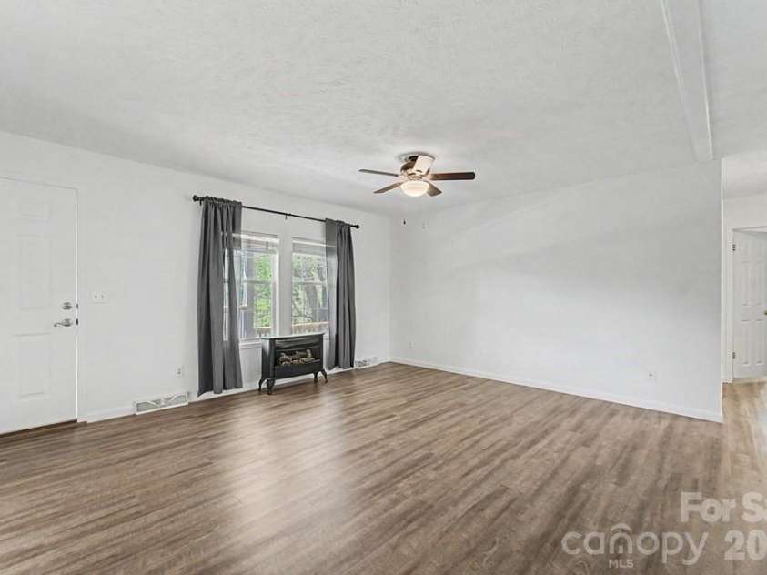 71 Bullfrog Cove Road, Sylva, NC 28779.  MLS# CAR4373788, YatesRealty ID 15535. 