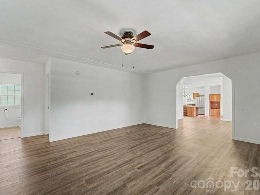 71 Bullfrog Cove Road, Sylva, NC 28779.  MLS# CAR4373788, YatesRealty ID 15535. 