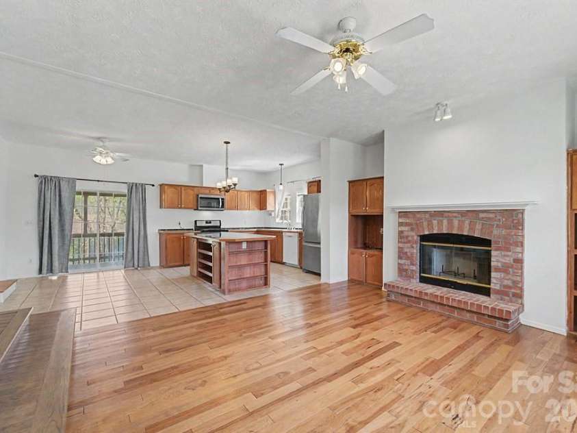 71 Bullfrog Cove Road, Sylva, NC 28779.  MLS# CAR4373788, YatesRealty ID 15535. 