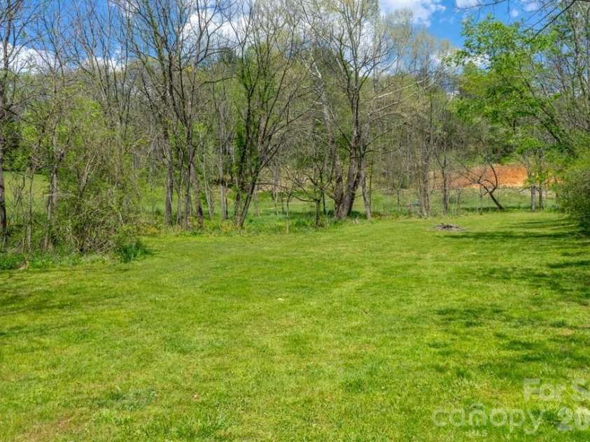 71 Bullfrog Cove Road, Sylva, NC 28779.  MLS# CAR4373788, YatesRealty ID 15535. 