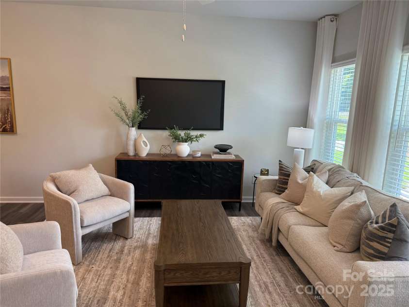 5111 Orchardview Way, Charlotte, NC 28216.  MLS# CAR4241440, YatesRealty ID 15536. REPRESENTATIVE PHOTO ONLY