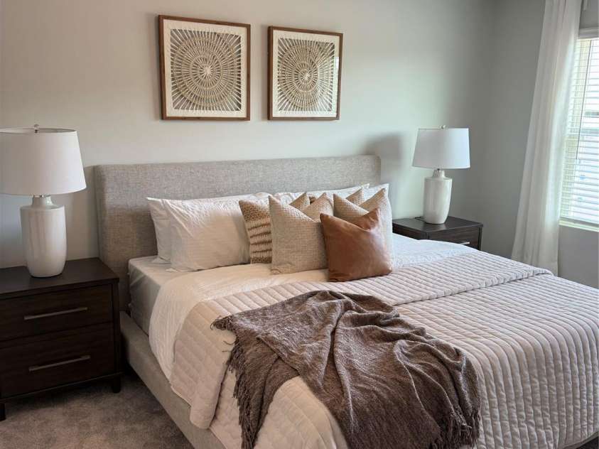 5111 Orchardview Way, Charlotte, NC 28216.  MLS# CAR4241440, YatesRealty ID 15536. REPRESENTATIVE PHOTO ONLY