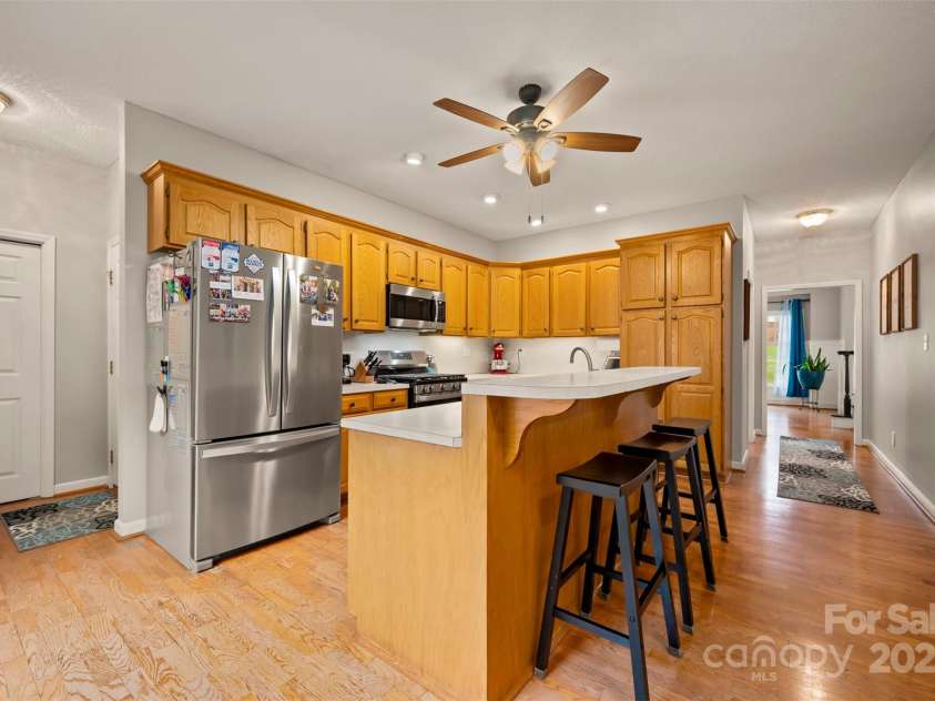 144 Chickasaw Drive, Shelby, NC 28152.  MLS# CAR4258809, YatesRealty ID 15537. 