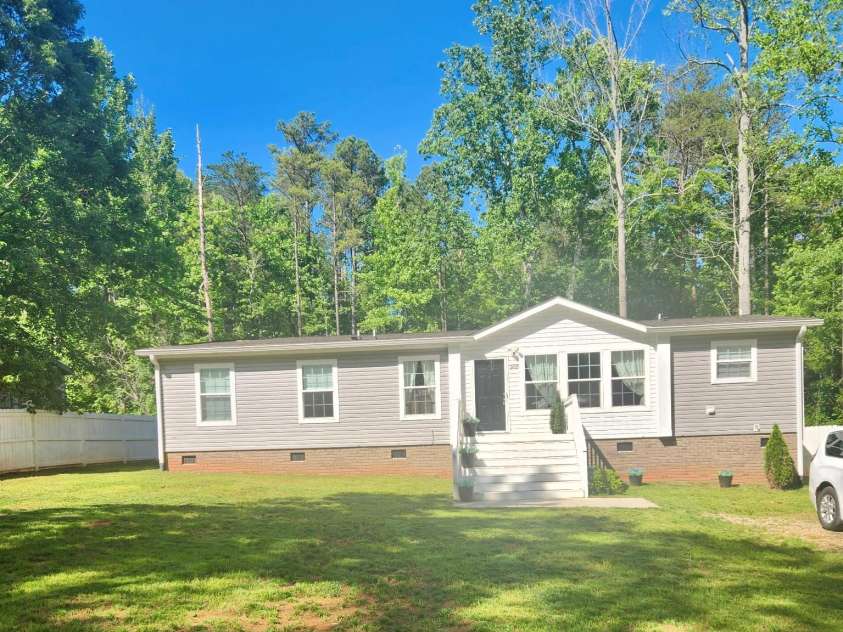 2025 Kisatchie Drive, Hickory Grove, SC 29717.  MLS# CAR4254607, YatesRealty ID 15538. 