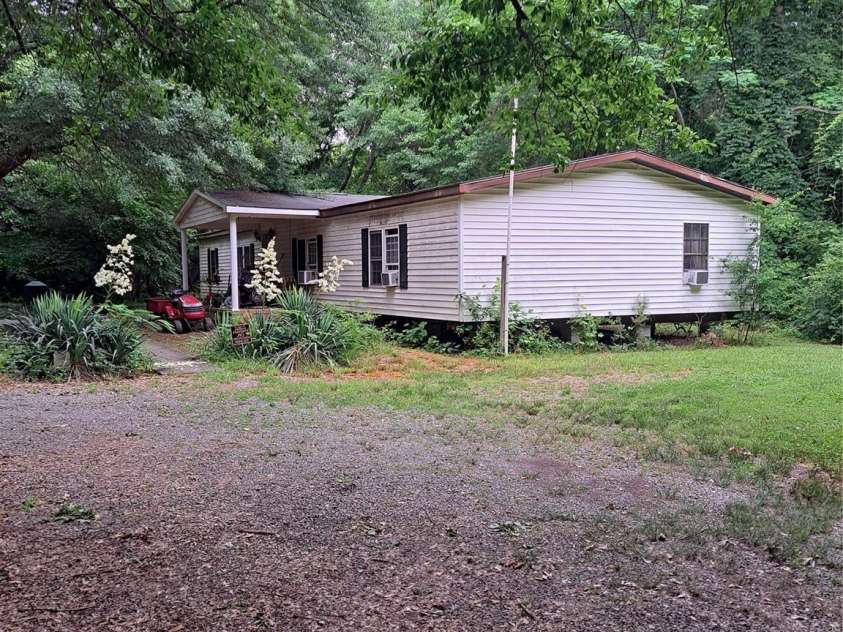 5023 Dogwood Lane, Stanley, NC 28164.  MLS# CAR4332405, YatesRealty ID 1554. 