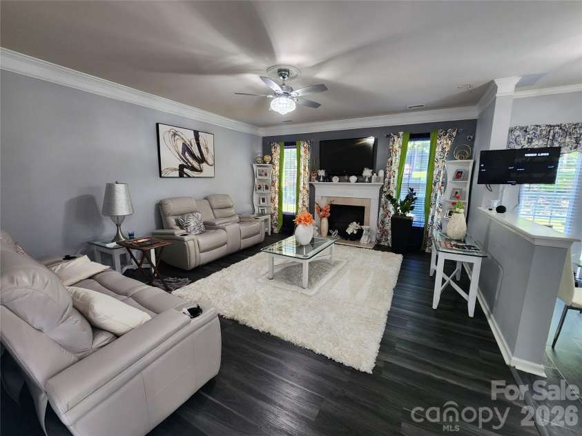9022 Goldfields Drive, Charlotte, NC 28227.  MLS# CAR4374322, YatesRealty ID 15542. 