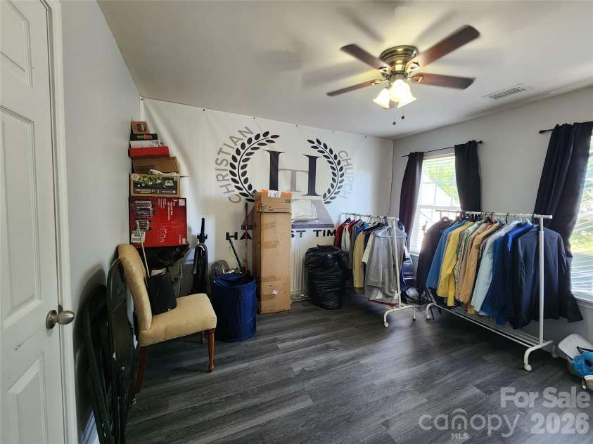 9022 Goldfields Drive, Charlotte, NC 28227.  MLS# CAR4374322, YatesRealty ID 15542. 