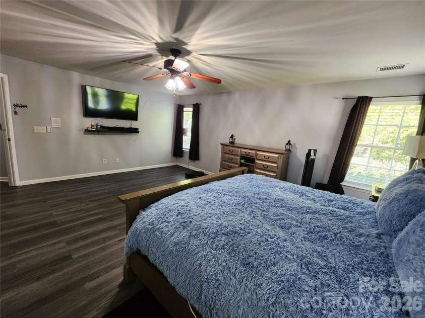 9022 Goldfields Drive, Charlotte, NC 28227.  MLS# CAR4374322, YatesRealty ID 15542. 