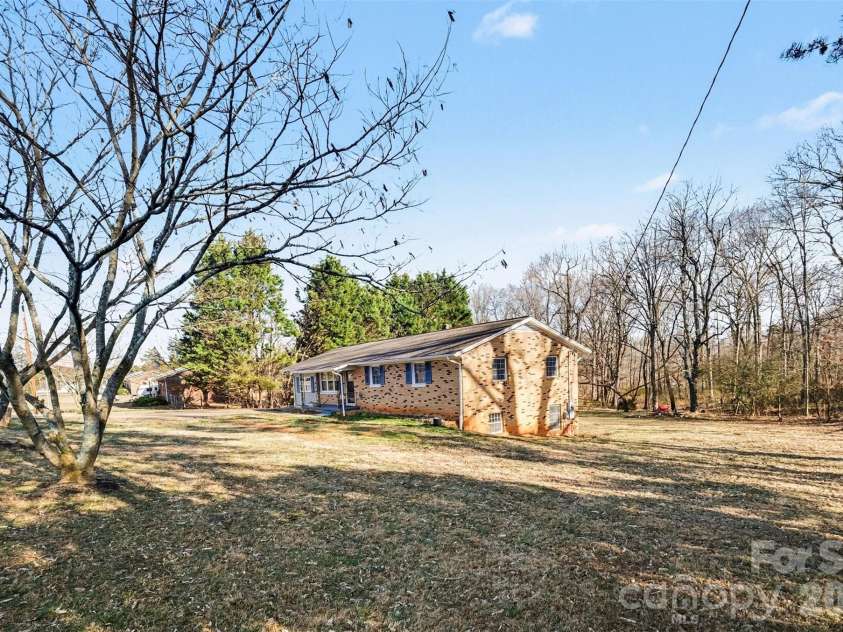 526 Wilson Drive, Lawndale, NC 28090.  MLS# CAR4345839, YatesRealty ID 15543. 