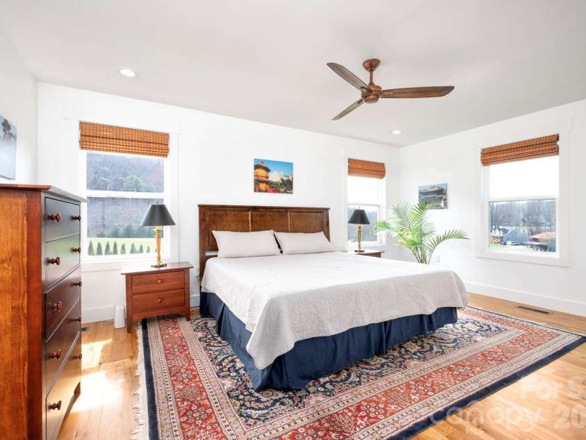311 Hookers Gap Road, Candler, NC 28715.  MLS# CAR4358991, YatesRealty ID 15544. Bright Primary Suite On Main Level