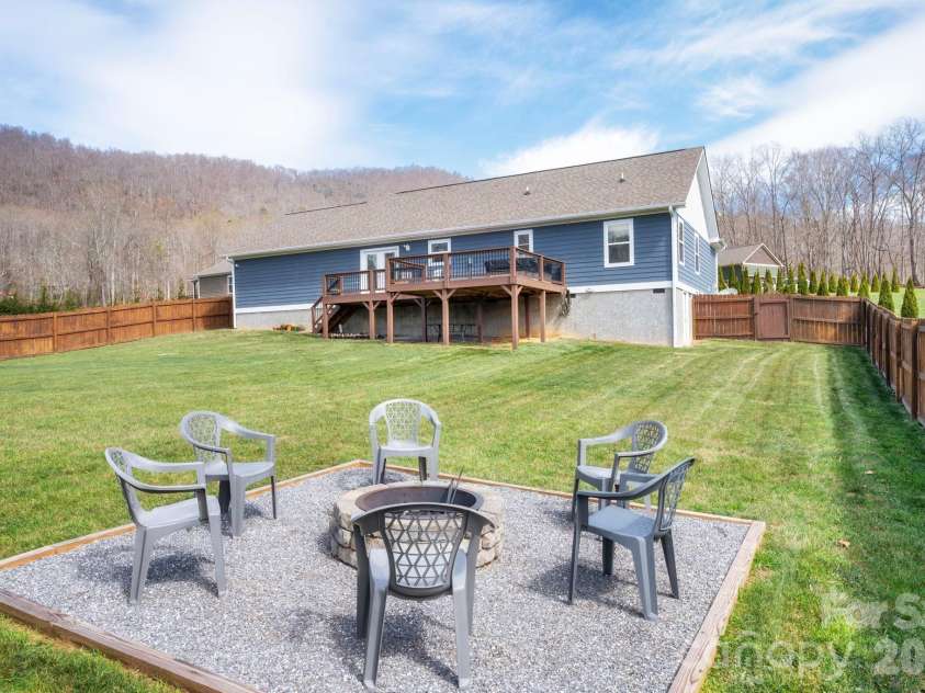 311 Hookers Gap Road, Candler, NC 28715.  MLS# CAR4358991, YatesRealty ID 15544. Private and Serene Setting