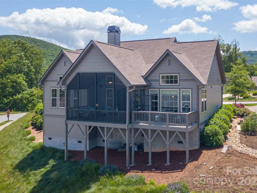 5 Buckhorn Gap Road, Biltmore Lake, NC 28715.  MLS# CAR4261479, YatesRealty ID 15544. 