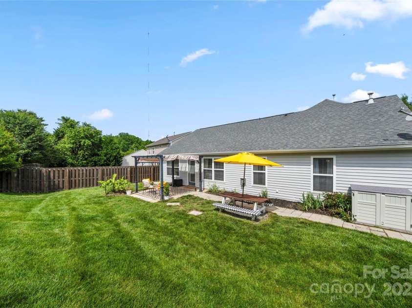 114 Nevis Lane, Mooresville, NC 28115.  MLS# CAR4260888, YatesRealty ID 15545. 